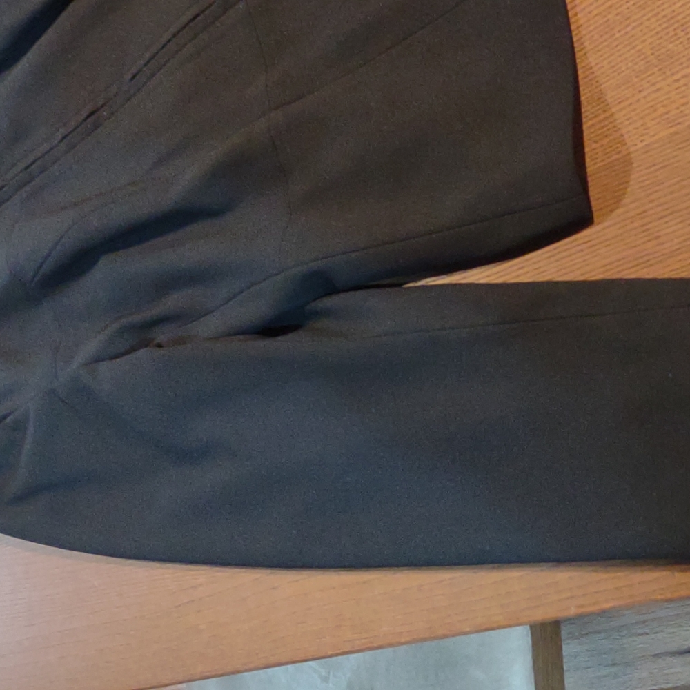 Woman Nlack Jacket by AUGUST MAC WOMAN. Size 14 - Picture 2 of 7